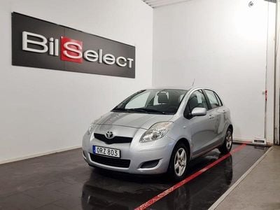 Silver Begagnad 2008 Toyota Yaris Halvkombi | 64 900 kr (Lite dyr)