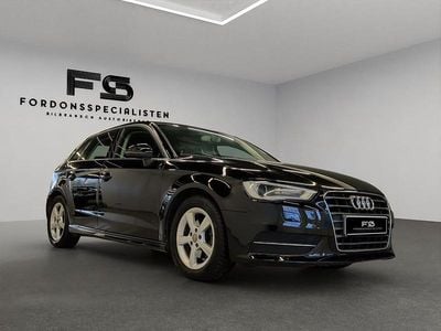 Begagnad Audi A3 Attraction 110 HK (80 kW) 2014 Svart
