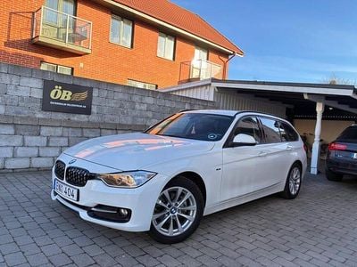 Begagnad BMW 320 Sport Line 184 HK (135 kW) 2015 Vit Kombi