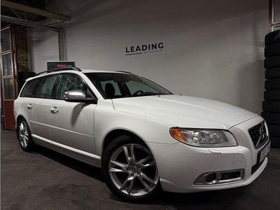 Vit Begagnad 2011 Volvo V70 R-Design Kombi | 79 900 kr (Marknadspris)