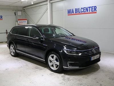 Svart Begagnad 2018 VW Passat GTE Kombi | 159 000 kr (Marknadspris)