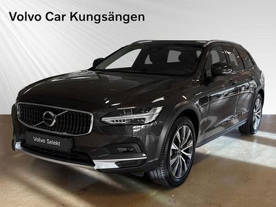 Begagnad Volvo V90 CC Plus 253 HK (186 kW) 2024 Blå Kombi