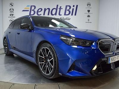 Blå Begagnad 2024 BMW M5 Comfort Edition Kombi | 1 525 000 kr (Marknadspris)