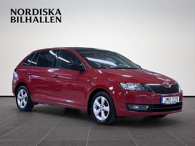 Röd Begagnad 2014 Skoda Rapid Style Halvkombi | 79 795 kr (Marknadspris)