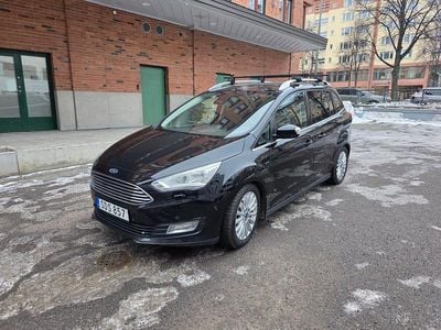 Begagnad Ford Grand C-Max 125 HK (91 kW) 2017 Minibuss