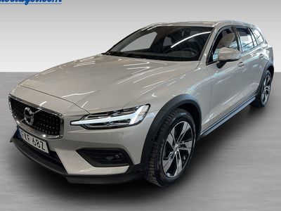 begagnad Volvo V60 CC B4 AWD D Adv NaviP Edt