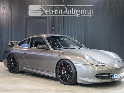 Mörkgrön Begagnad 2000 Porsche 911 Carrera 4 | 369 000 kr