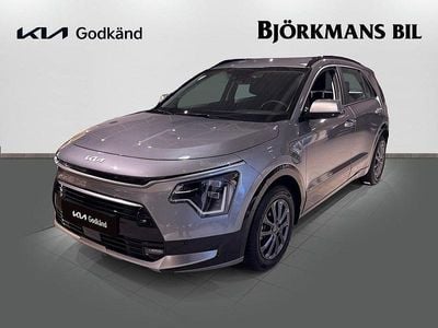 Grå Begagnad 2024 Kia Niro SUV | 329 000 kr (Bra pris)