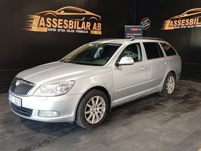 Begagnad Skoda Octavia Elegance 141 HK (103 kW) 2010 Silver Kombi
