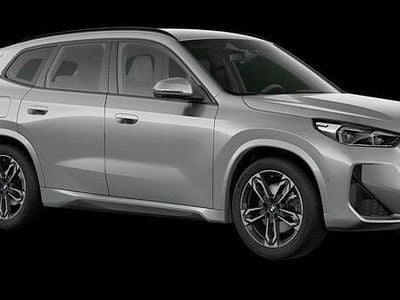 Begagnad BMW X1 Comfort Edition 245 HK (180 kW) 2000 Space silver metallic