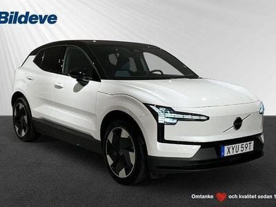 Vit Begagnad 2025 Volvo EX30 Plus SUV | 369 900 kr (Marknadspris)