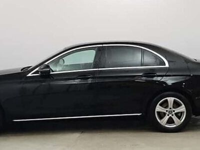 Begagnad Mercedes E200 Avantgarde 150 HK (110 kW) 2019 Svart Sedan