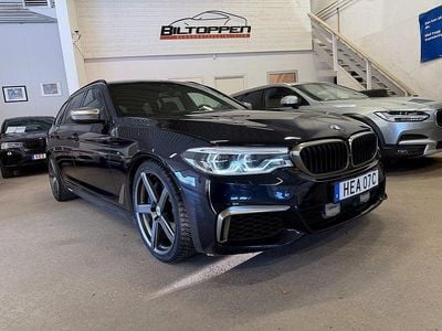 Svart Begagnad 2019 BMW M550 Sedan | 499 000 kr (Marknadspris)