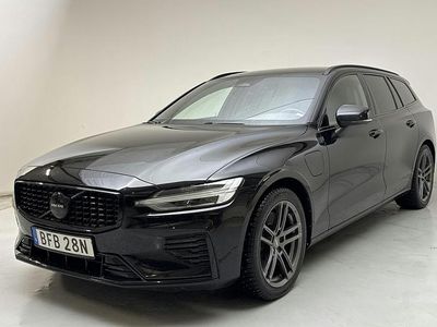 Svart Begagnad 2023 Volvo V60 Plus Kombi | 379 900 kr