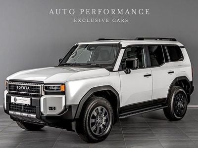 Vit Begagnad 2024 Toyota Land Cruiser Executive SUV | 1 149 900 kr