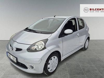 Silver Begagnad 2006 Toyota Aygo Halvkombi | 31 900 kr (Marknadspris)
