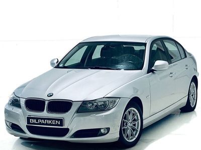 begagnad BMW 318 i Sedan Comfort LCI 14700mil Svensksåld