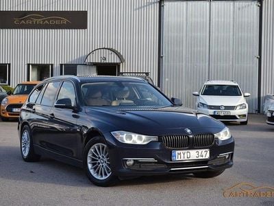 Begagnad BMW 320 Luxury Line 184 HK (135 kW) 2013 Blå Kombi