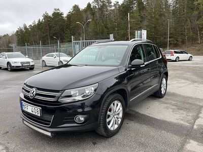 begagnad VW Tiguan 1.4 TSI 4Motion 160hk Drag Nyservad Värmare