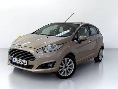 Begagnad Ford Fiesta Titanium 101 HK (74 kW) 2017 Brun Halvkombi