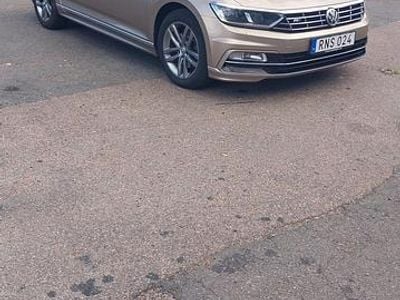 Guld Begagnad 2016 VW Passat | 125 000 kr (Bra pris)