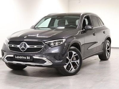 Grå Begagnad 2024 Mercedes GLC300e Avantgarde SUV | 689 000 kr (Marknadspris)