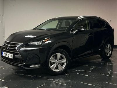 Begagnad Lexus NX300h Executive Line 198 HK (145 kW) 2017 Svart SUV