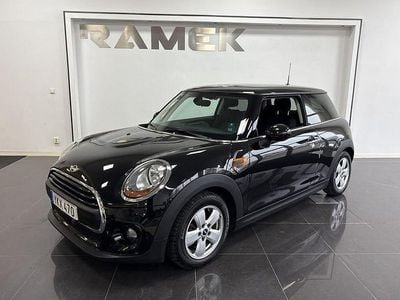 Svart Begagnad 2017 Mini ONE Pepper Halvkombi | 114 000 kr (Marknadspris)