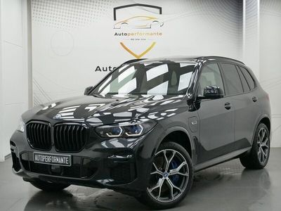 begagnad BMW X5 xDrive45e iPerformance M Sport B&W Pano Moms 394hk