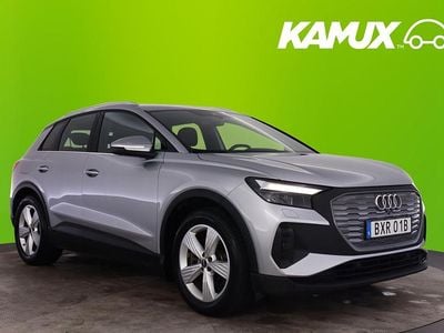 Begagnad Audi Q4 e-tron 150 kW (204 HK) 2023 Silver SUV