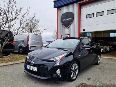 Svart Begagnad 2016 Toyota Prius Halvkombi | 169 900 kr (Lite dyr)