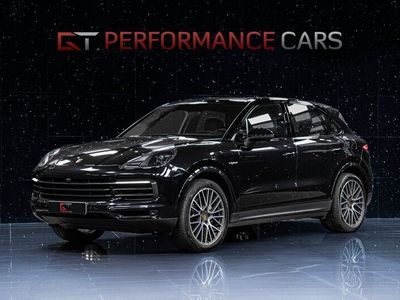 begagnad Porsche Cayenne E-Hybrid MOMS Pano 14-vägs HuD Chrono BOSE