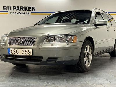 Ljusgrön Begagnad 2006 Volvo V70 Business Edition Kombi | 29 900 kr (Marknadspris)