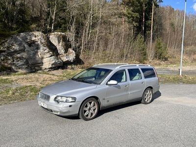 begagnad Volvo V70 2.4 T 75-årsjubileum