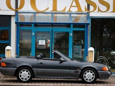 Mörkgrå metallic Begagnad 1993 Mercedes SL300 Cab | 149 000 kr