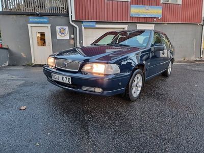 begagnad Volvo S70 2.0 10V Manuell, 126hk, 1999 Nybesiktad