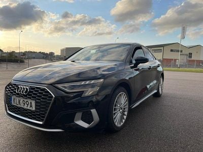 Svart Begagnad 2021 Audi A3 Comfort Sedan | 165 000 kr (Lite dyr)