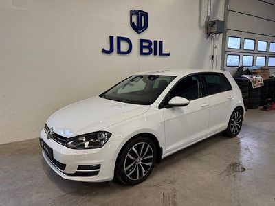 Vit Begagnad 2014 VW Golf VII Halvkombi | 139 900 kr (Lite dyr)