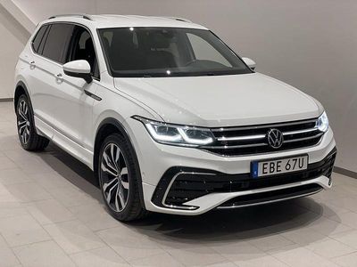 Vit Begagnad 2022 VW Tiguan R-line SUV | 359 900 kr (Lite dyr)