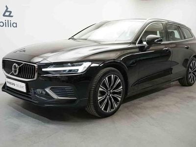 Begagnad Volvo V60 2023 Svart Kombi