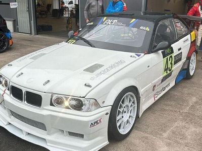 begagnad BMW M3 M3E36 Racebil