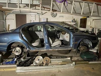 Begagnad Jaguar X-type 196 HK (144 kW) 2001 Aegean blue Sedan