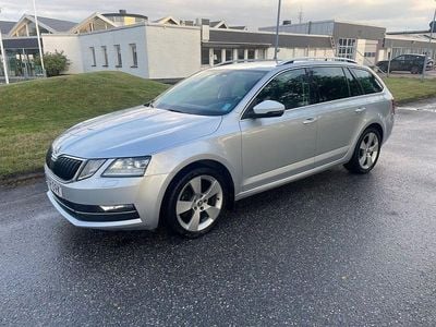 Begagnad Skoda Octavia G-TEC Style 131 HK (96 kW) 2020 Silver Kombi