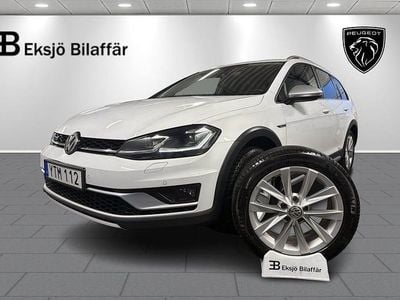 Begagnad VW Golf Alltrack 180 HK (132 kW) 2017 Vit Kombi