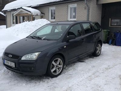 begagnad Ford Focus Kombi 1.8 Flexifuel Euro 4