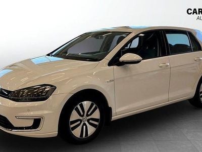 Vit Begagnad 2015 VW Golf Kombi | 119 900 kr