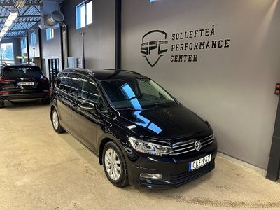 begagnad VW Touran 1.4 TSI Euro 6 B-kamera / M-värm / 7-sits