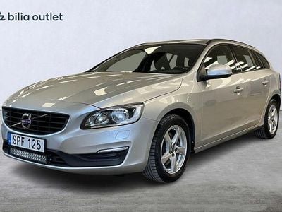 Begagnad Volvo V60 Business Edition 152 HK (111 kW) 2016 Silver Kombi