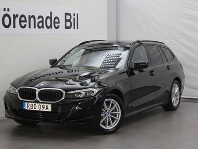 BMW 330e