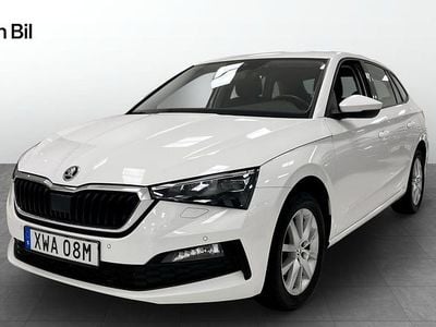 Vit Begagnad 2022 Skoda Scala Style Halvkombi | 189 900 kr (Marknadspris)
